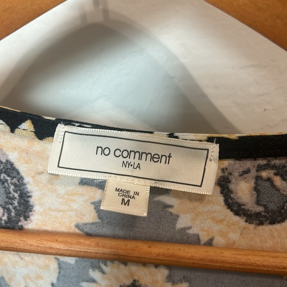 Cute Sunflower Short Sleeve Cropped Shirt - Picture 3 of 3